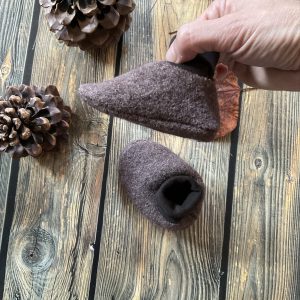 Babyschuhe aus Walk braun